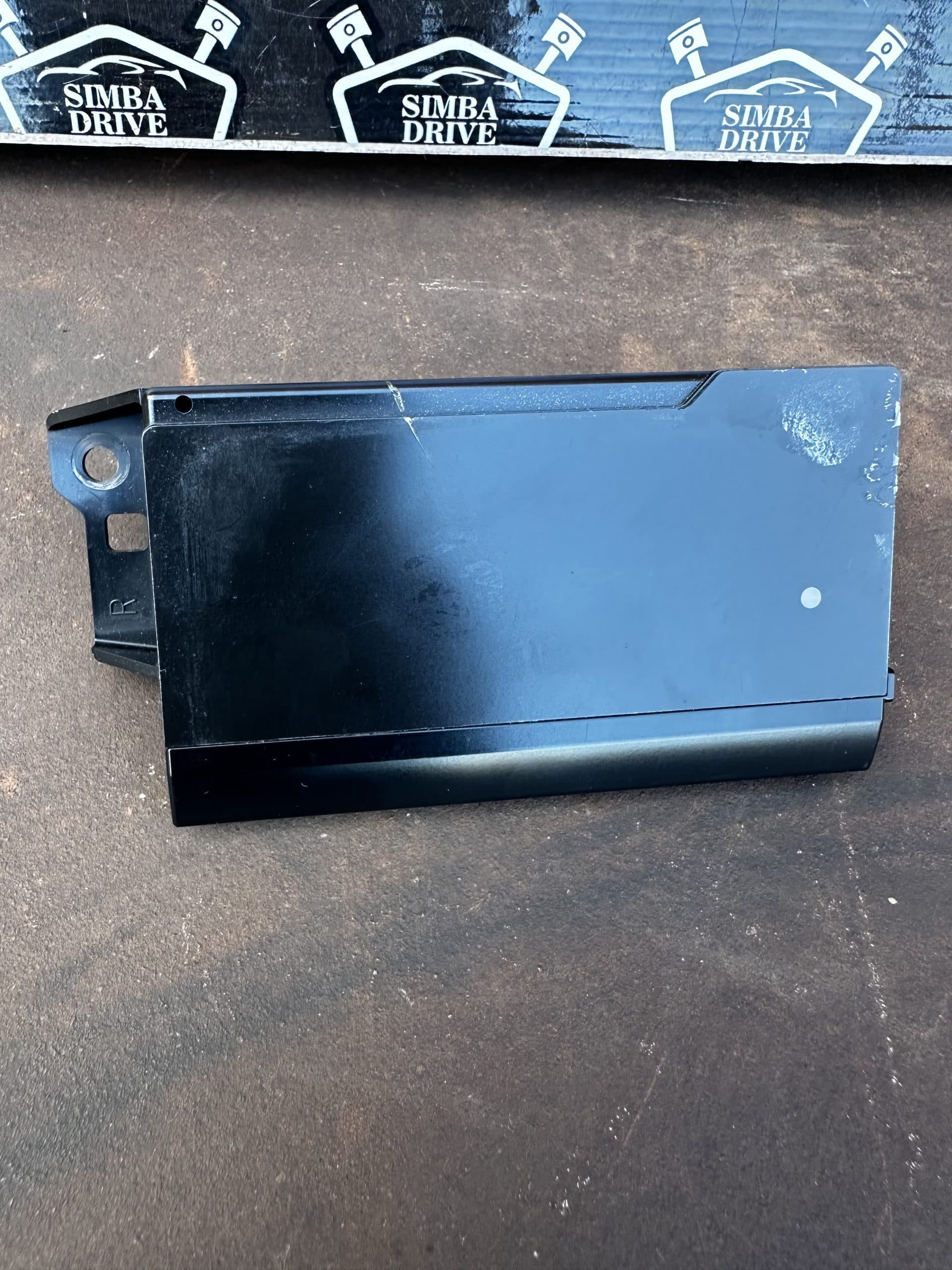GENUINE LAND ROVER RANGE ROVER VOGUE L405, SPORT L494 2014-2018 Display Screen Control Module (Right)
