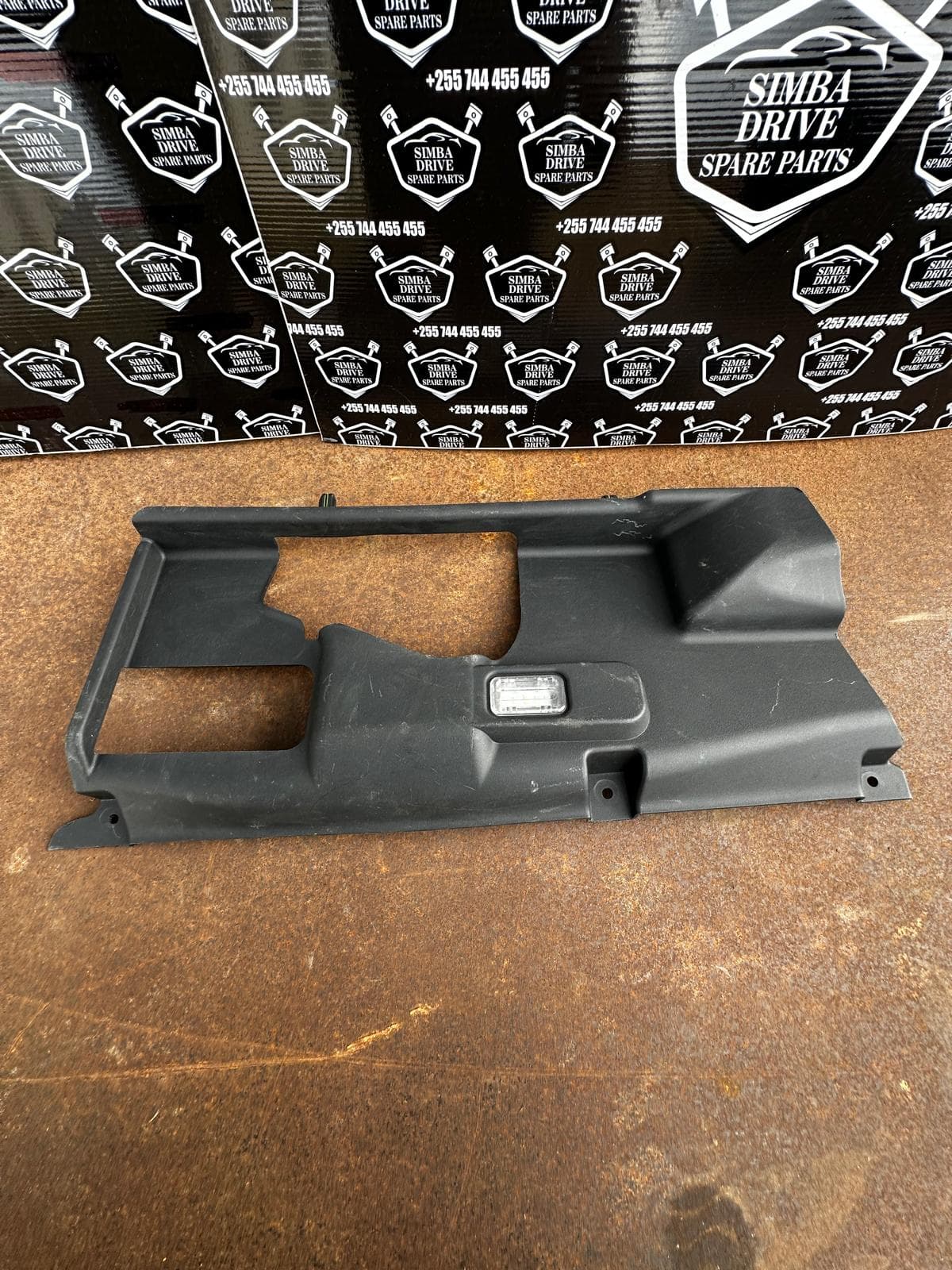 GENUINE LAND ROVER DISCOVERY 5 L462 2017 Dashboard Lower Cover Panel Trim