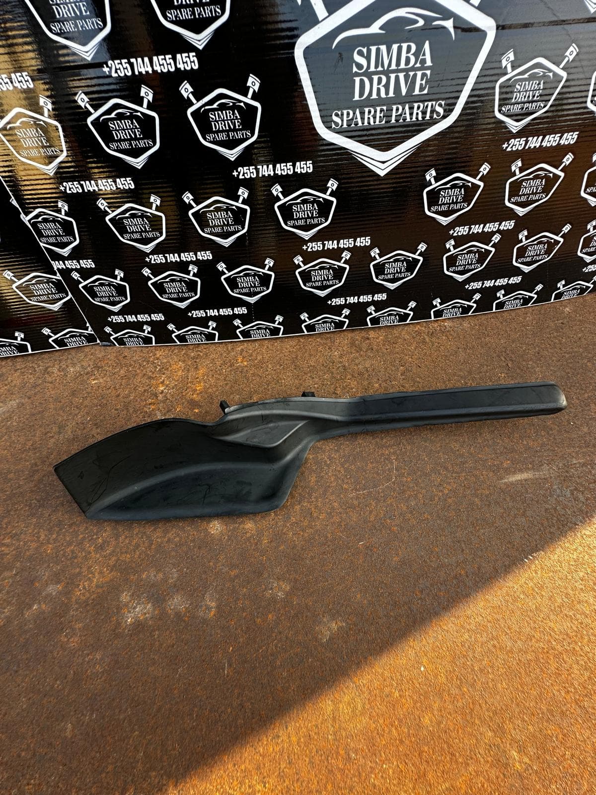 TOYOTA RAV 4 MK5 XA50 2019 Front Wind Screen Wiper Right Trim