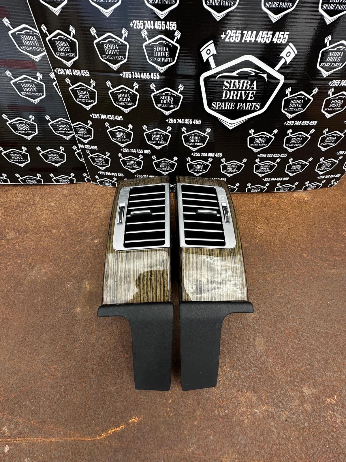 RANG ROVER VOGUE L405 2019-2026 Front Luxury Dashboard Air Vent PAIR (Left & Right)