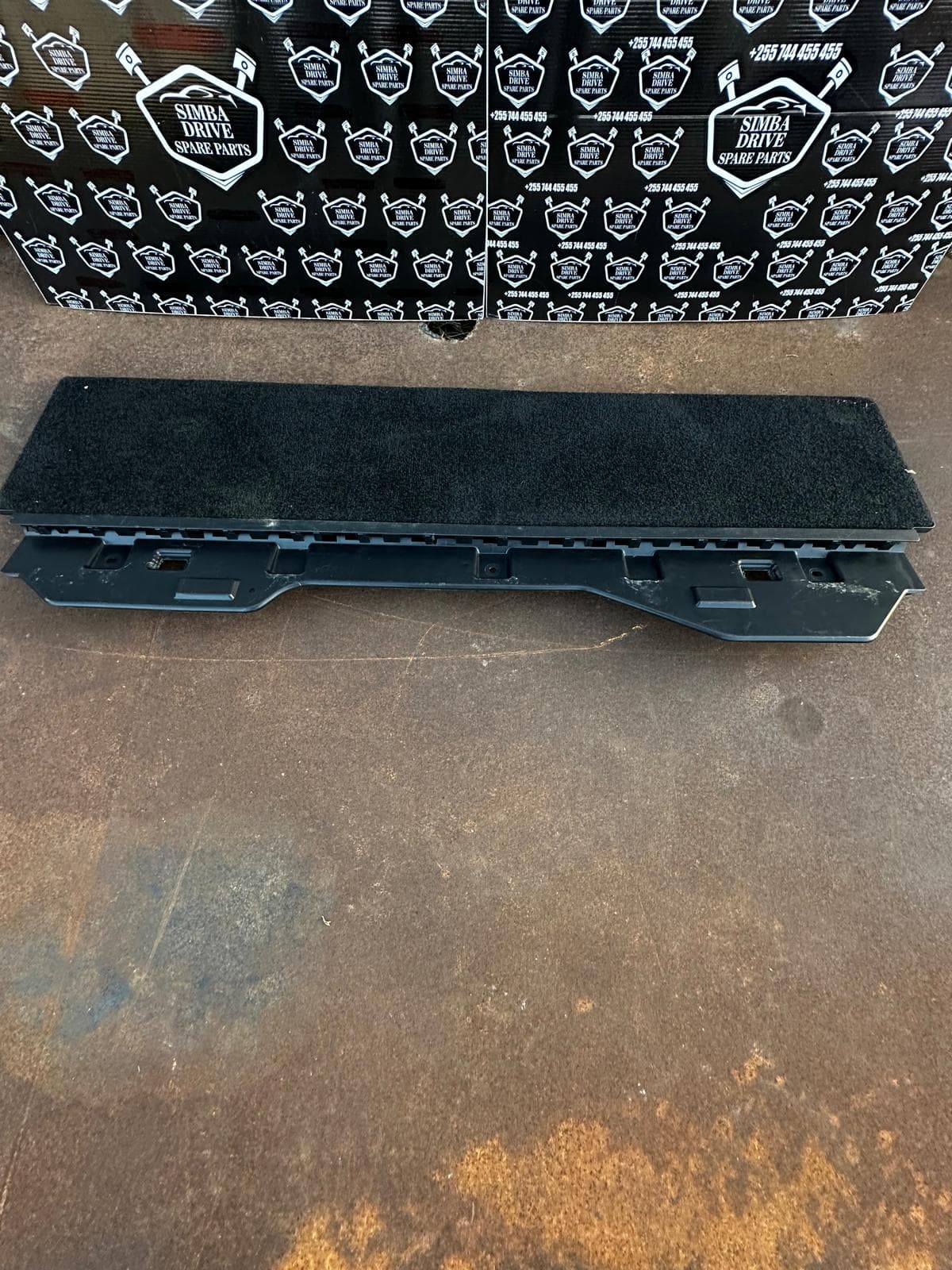 GENUINE RANGE ROVER VOGUE L405, SPORT L494 2013-2014 Rear Boot Carpet Finisher Flap