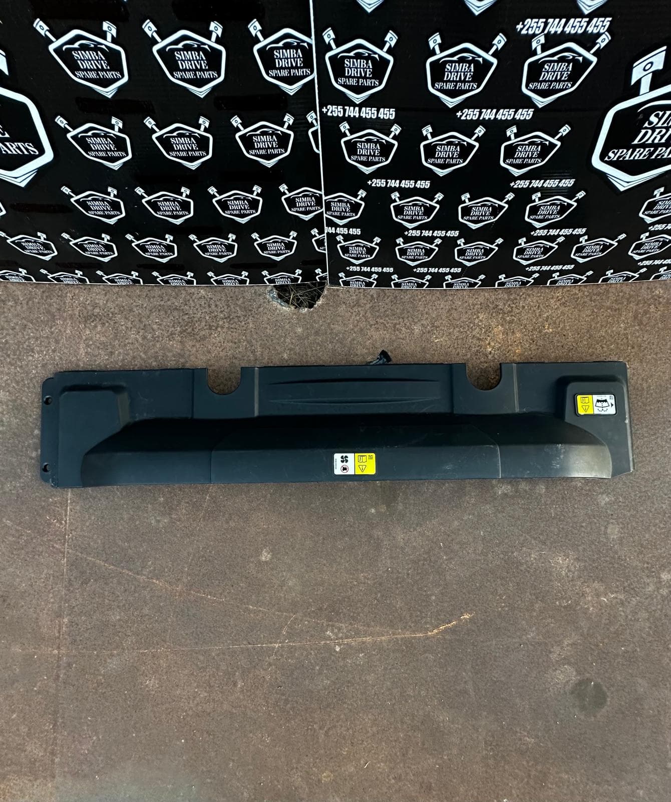 GENUINE RANGE ROVER SPORT L494 2018 Radiator Top Cowling Panel Trim