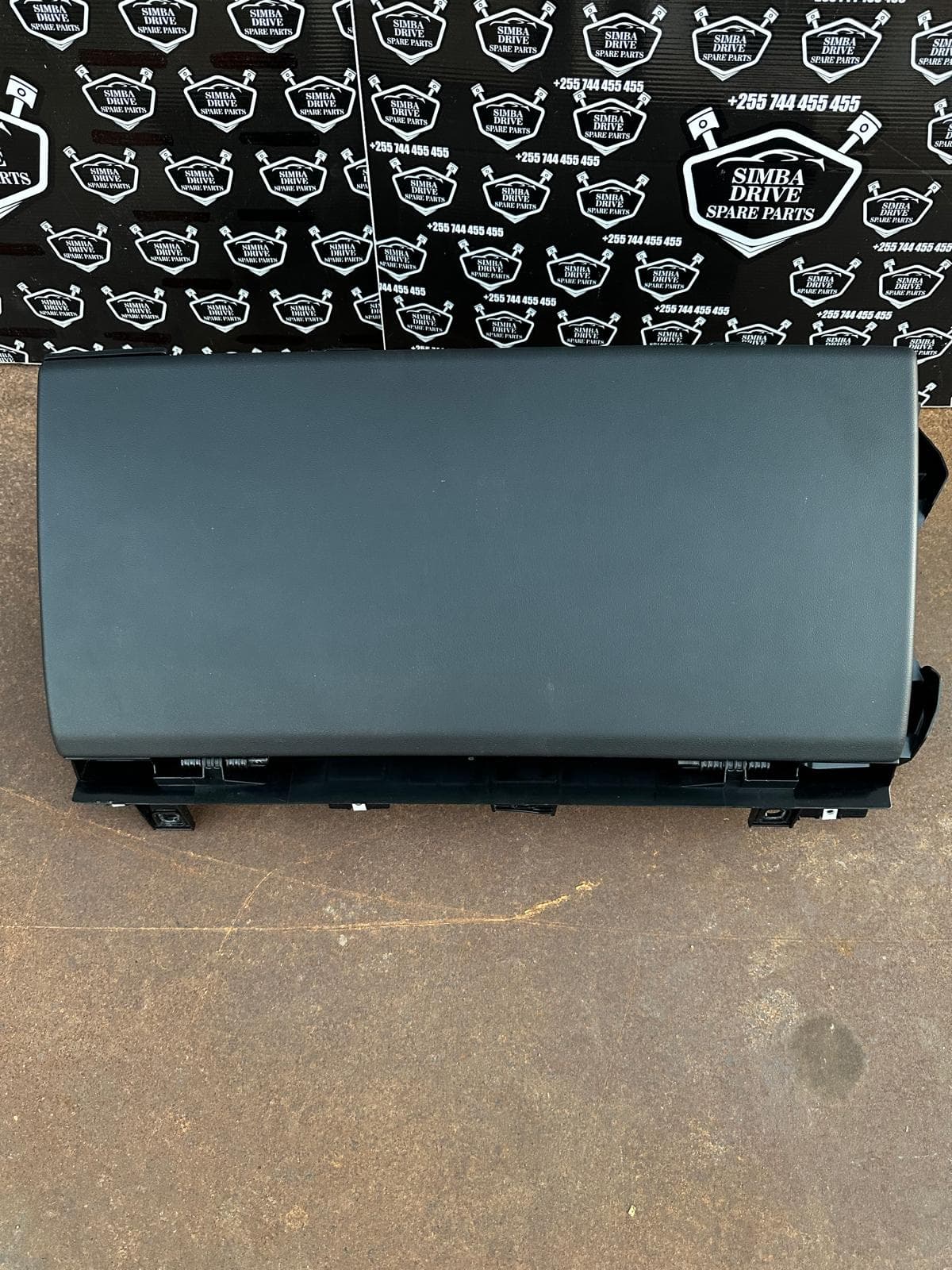 GENUINE RANGE ROVER SPORT L494 & VOGUE L405 2017-2021 Glove Box Compartment Dashboard Glove Compartment