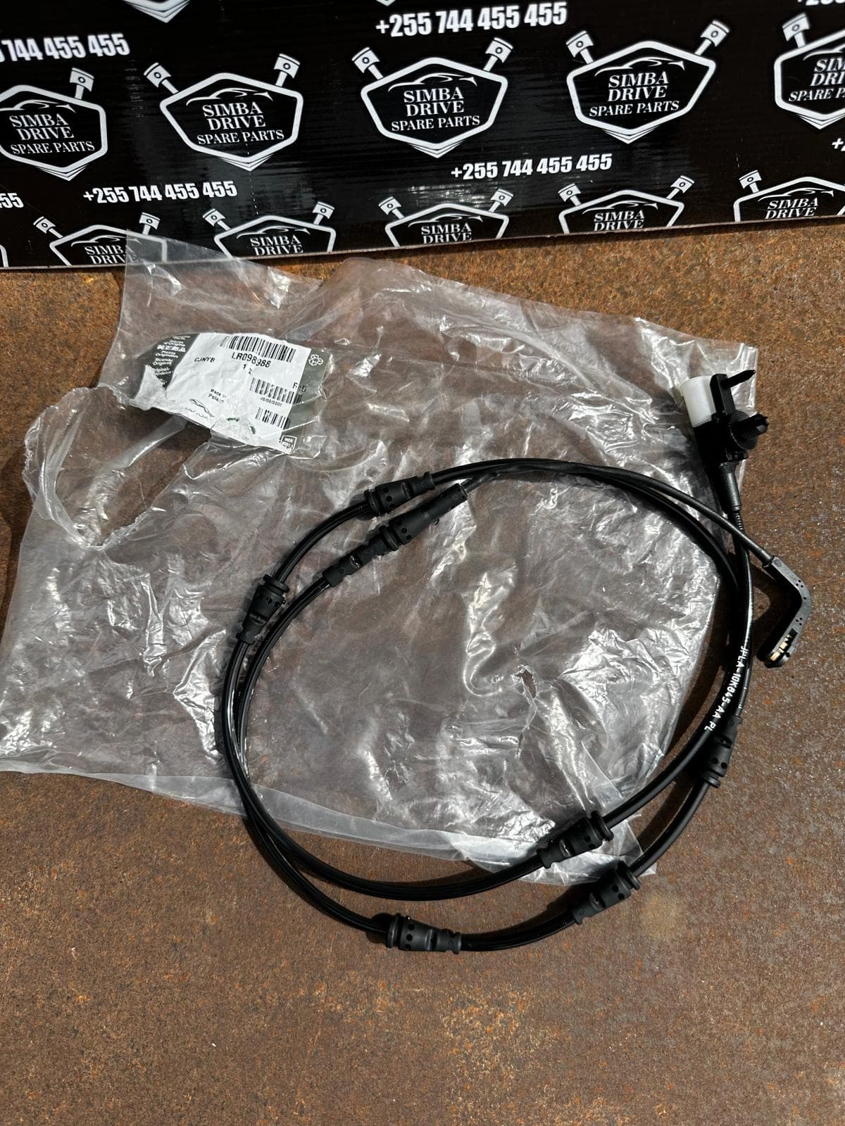 GENUINE RANGE ROVER VOGUEL405, SPORT L494, DISCOVERY 5 L462 2018-2022 Front Brake Pad Wear Sensor